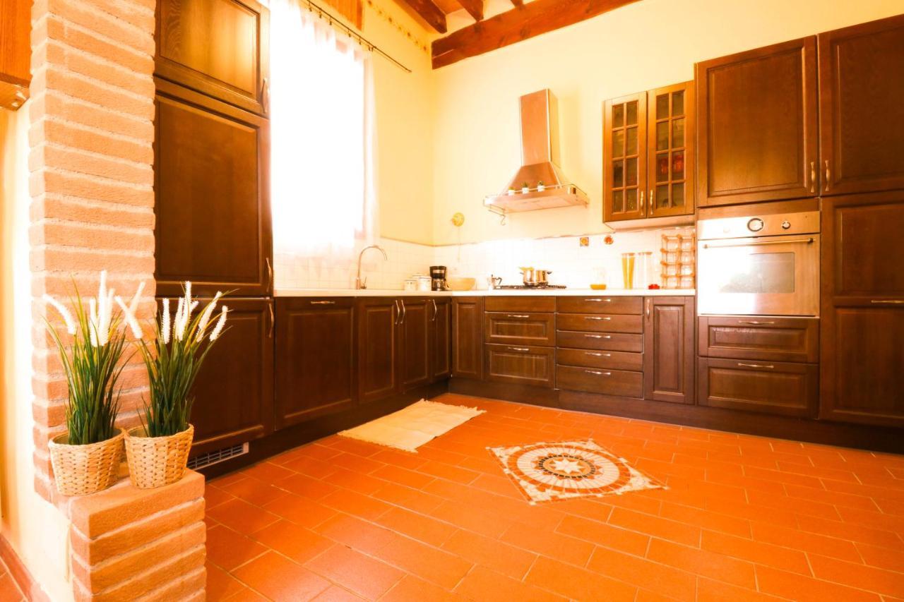 Casale Val D' Orcia- Relax E Lusso In Piscina Villa Torrita di Siena Eksteriør billede